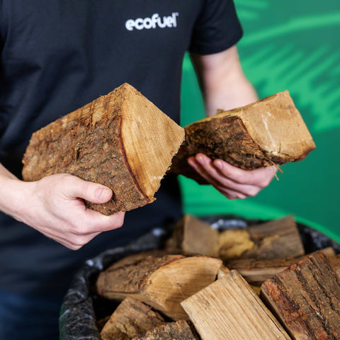 CityBag_Kiln-Dried_Oak_Firewood_Close_Up_Shoot